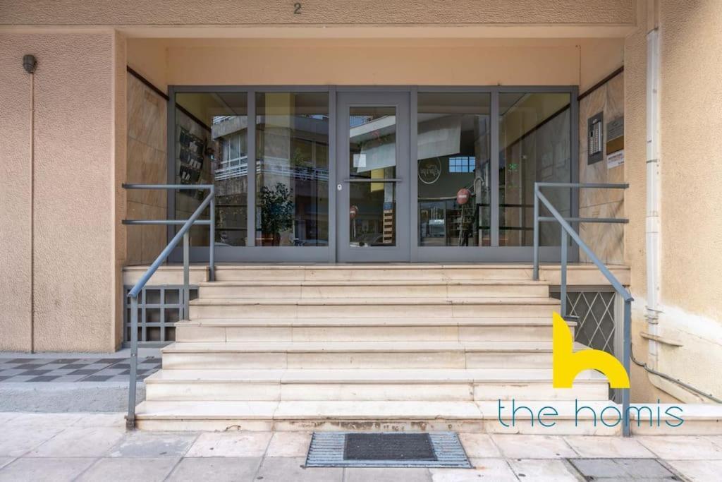 Upscale Apt, Patio Near Hospitals & Metro Apartment *
