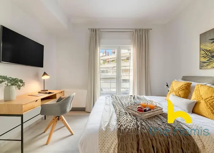 Upscale Central Apt, Patio Near Hospitals & Metro