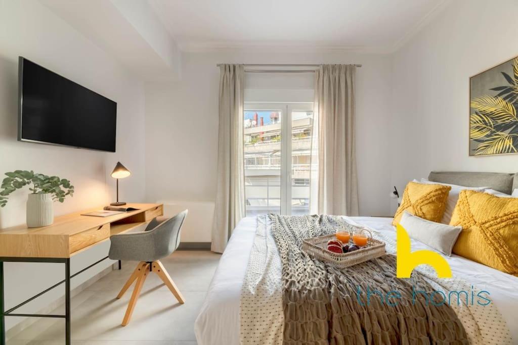 Upscale Apt, Patio Near Hospitals & Metro *